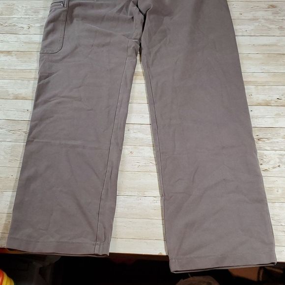 Duluth Trading Company Pull-On Cargo Pants 45022 Drawstring Waist Grey Comfy - Picture 3 of 9